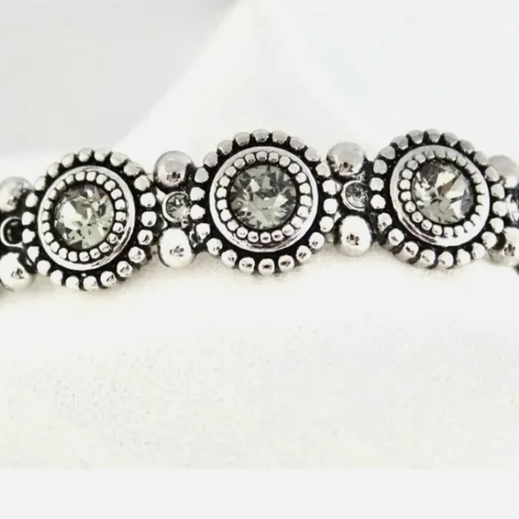 Swarovski - Touchstone Crystal  Sedona Stretch Bracelet - Picture 4 of 6